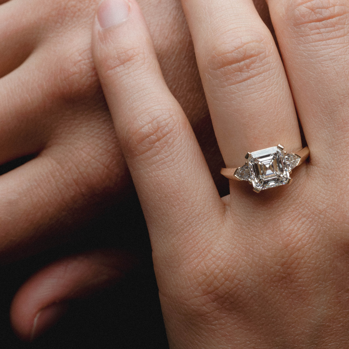 hertha_3_01_ct_asscher_cut_lab_diamond_trilogy_engagement_ring_2