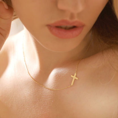 Minimalist Cross Pendant Necklace for Her - farrellouise