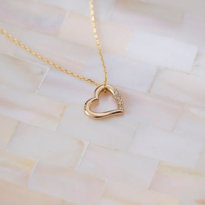 0.01 TCW Round Moissanite Diamond Heart Necklace - farrellouise