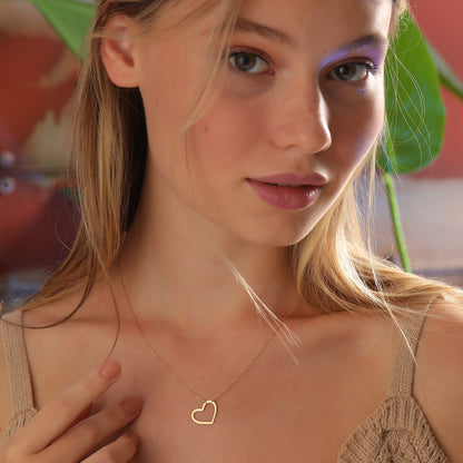 Dainty Heart Shaped Pendant Necklace for Her - farrellouise
