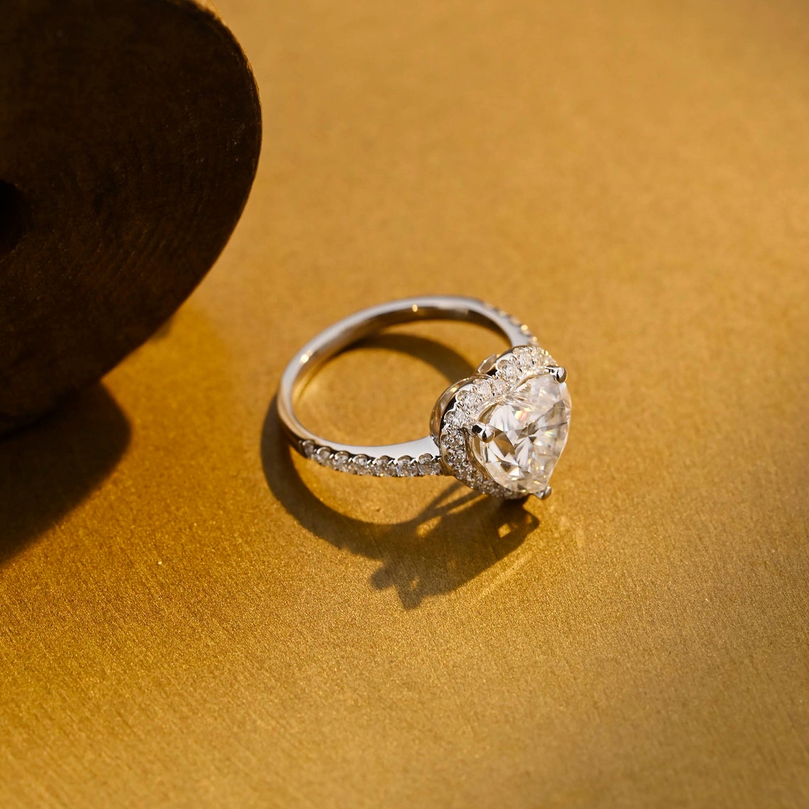 1.0 CT Heart Moissanite Diamond Halo Pave Ring - farrellouise