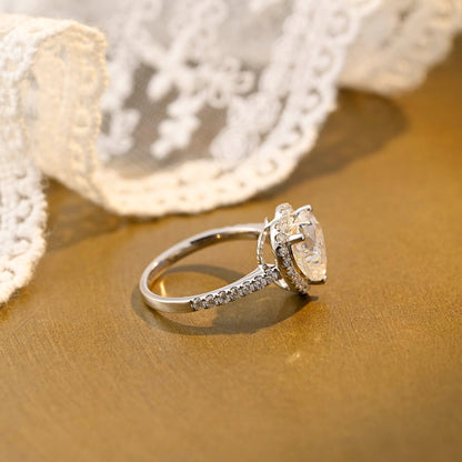 1.0 CT Heart Moissanite Diamond Halo Pave Ring - farrellouise