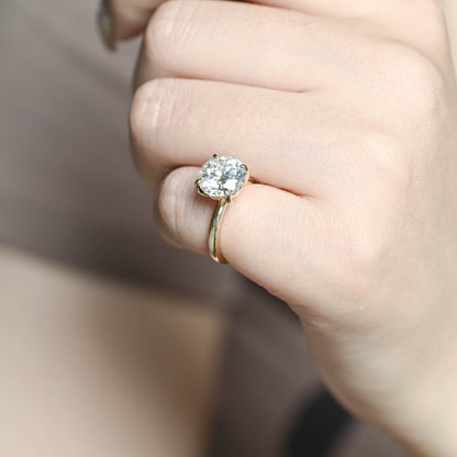 3.0 CT Round Moissanite Solitaire Engagement Ring - farrellouise