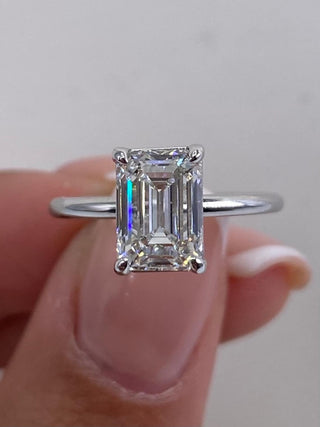 2.0 CT Emerald Moissanite Solitaire Engagement Ring - farrellouise