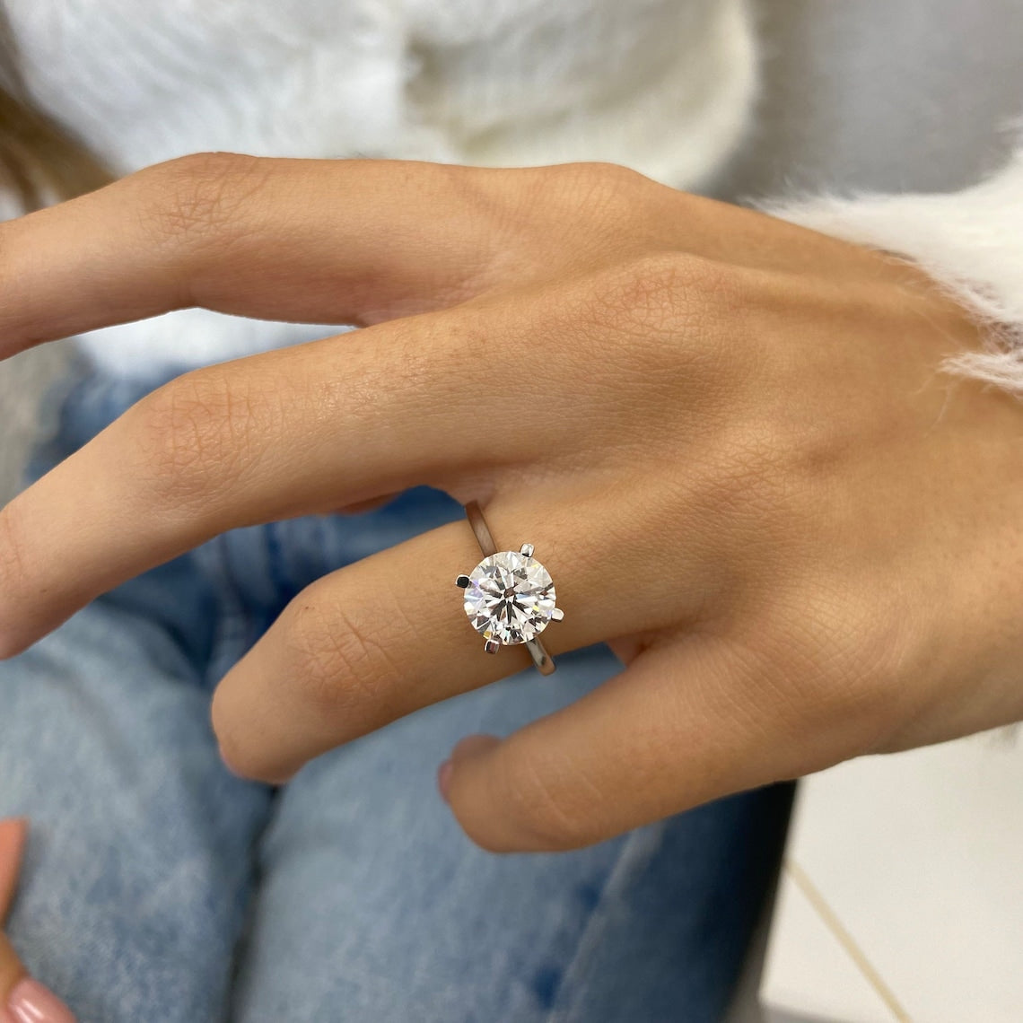 2.0 CT Round Moissanite Solitaire Engagement Ring - farrellouise