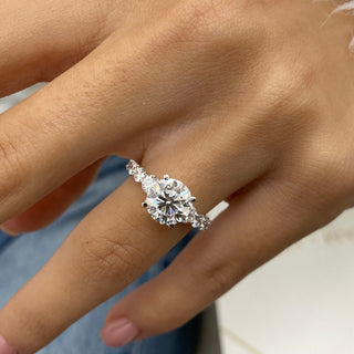 2.0 CT Round Moissanite Pave Setting Engagement Ring - farrellouise