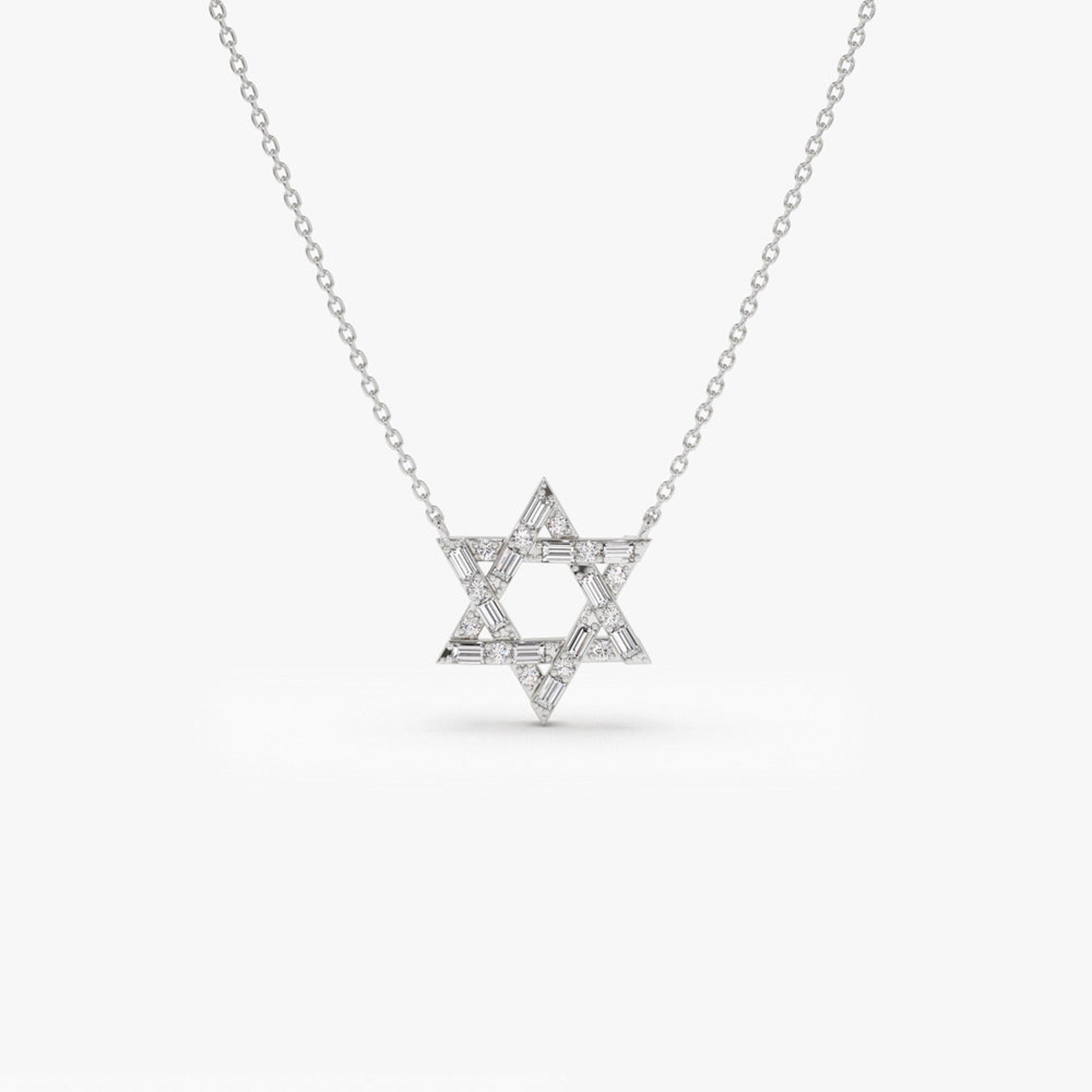 0.34 TCW Round Moissanite Star Necklace - farrellouise