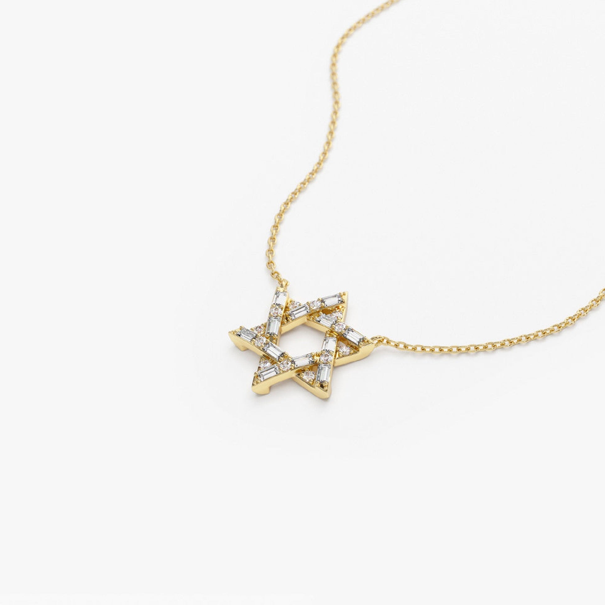 0.34 TCW Round Moissanite Star Necklace - farrellouise