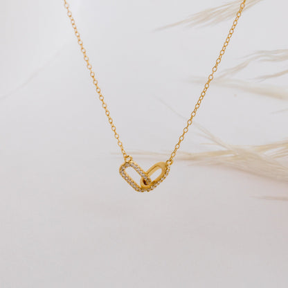 0.20 TCW Round Moissanite Linked Pendant Necklace - farrellouise