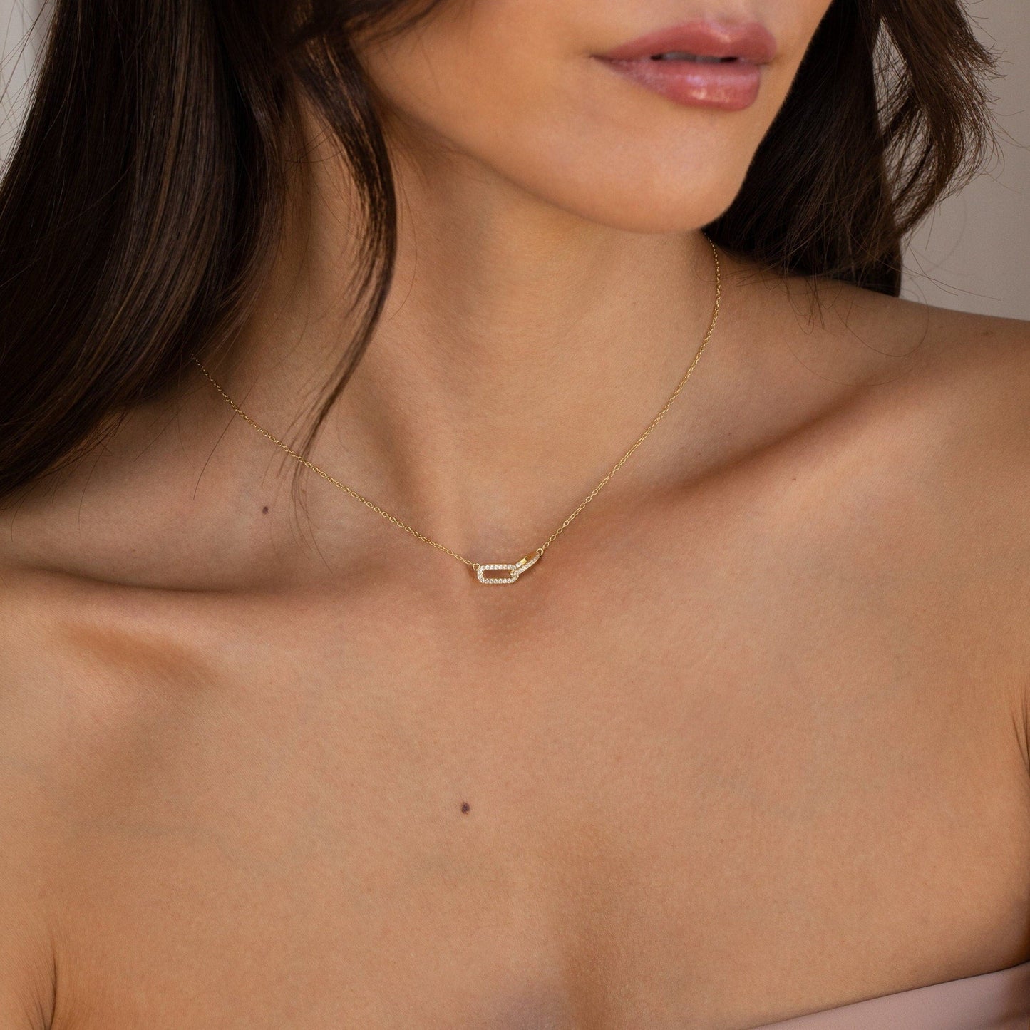 0.20 TCW Round Moissanite Linked Pendant Necklace - farrellouise