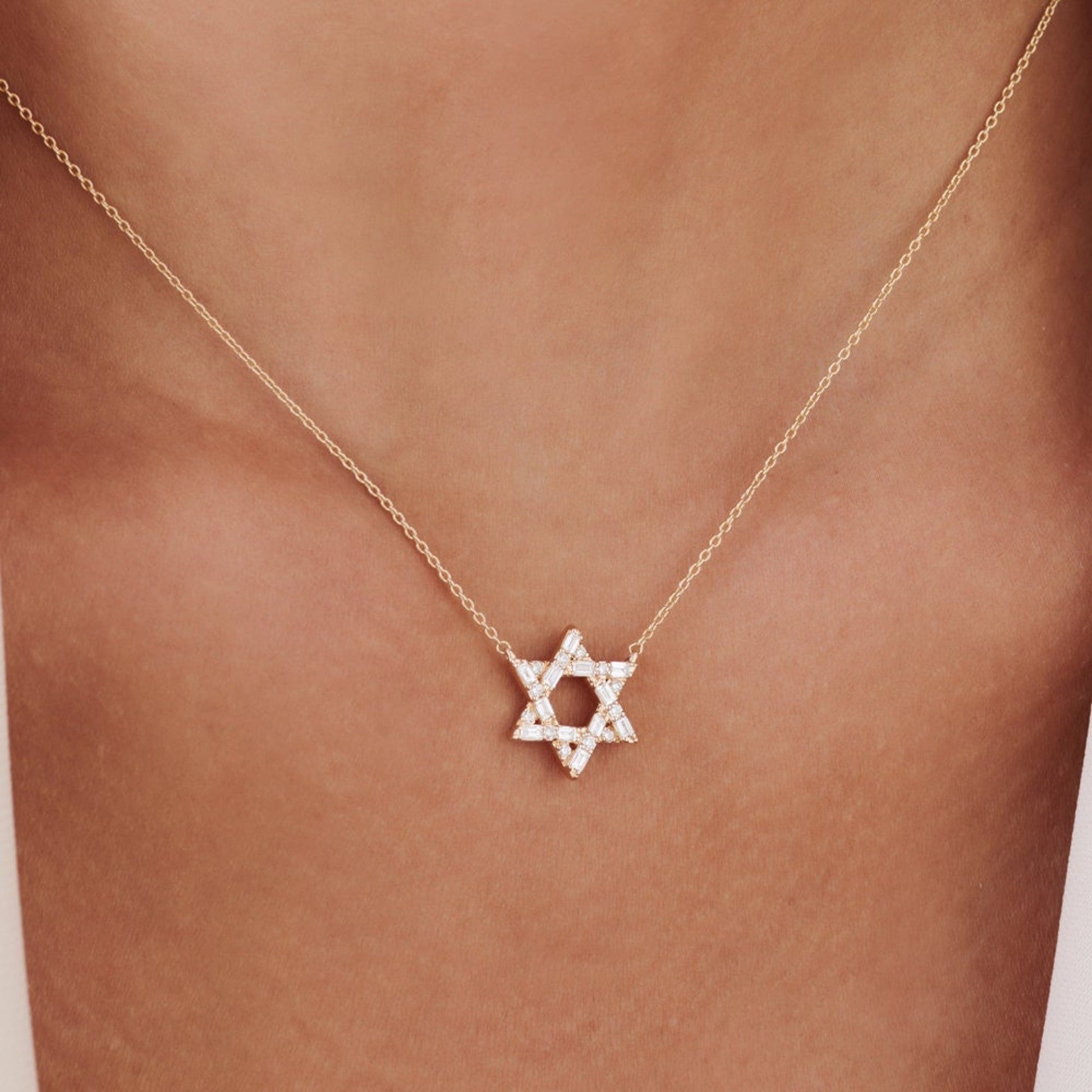 0.34 TCW Round Moissanite Star Necklace - farrellouise