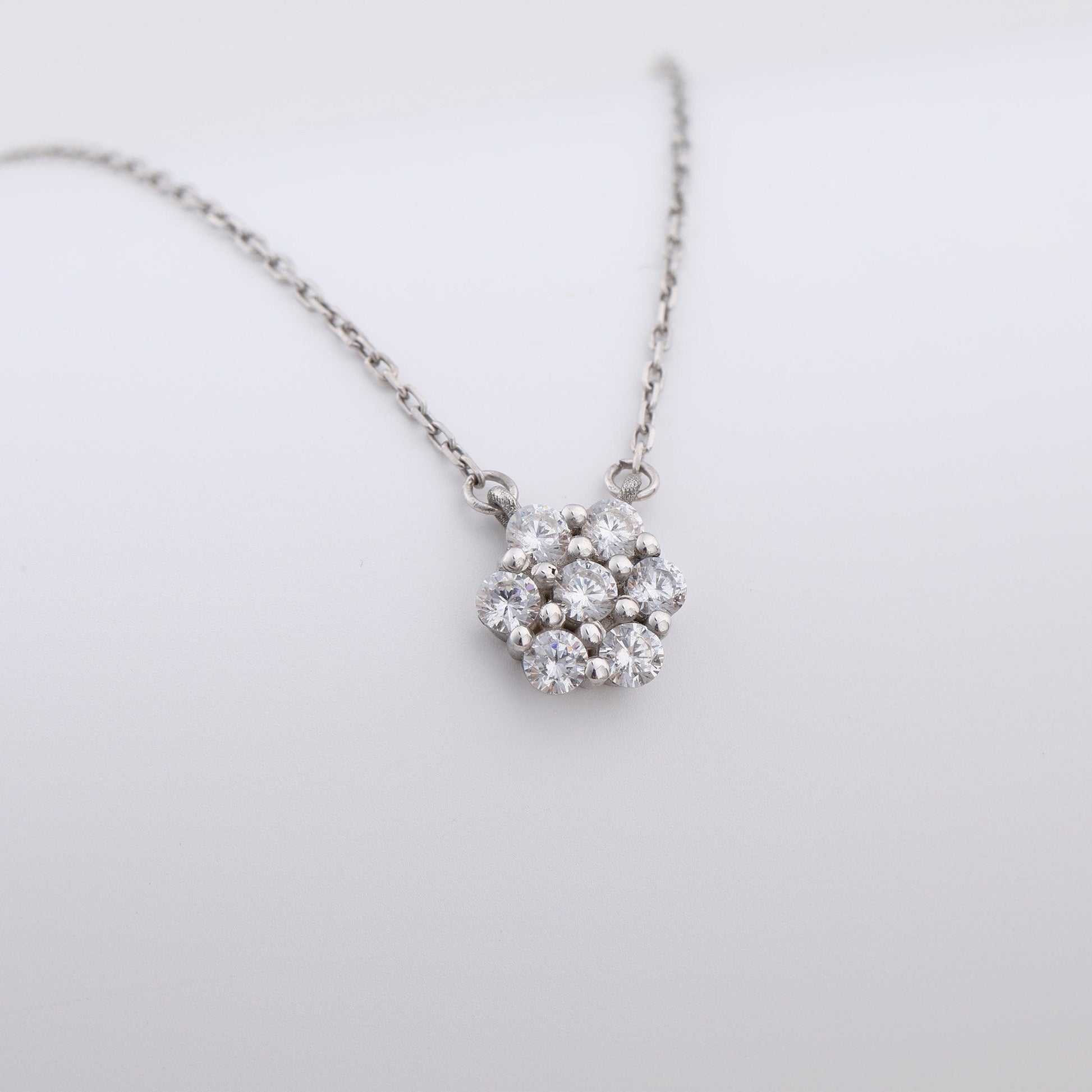 0.21 TCW Round Moissanite Flower Pendant Necklace - farrellouise
