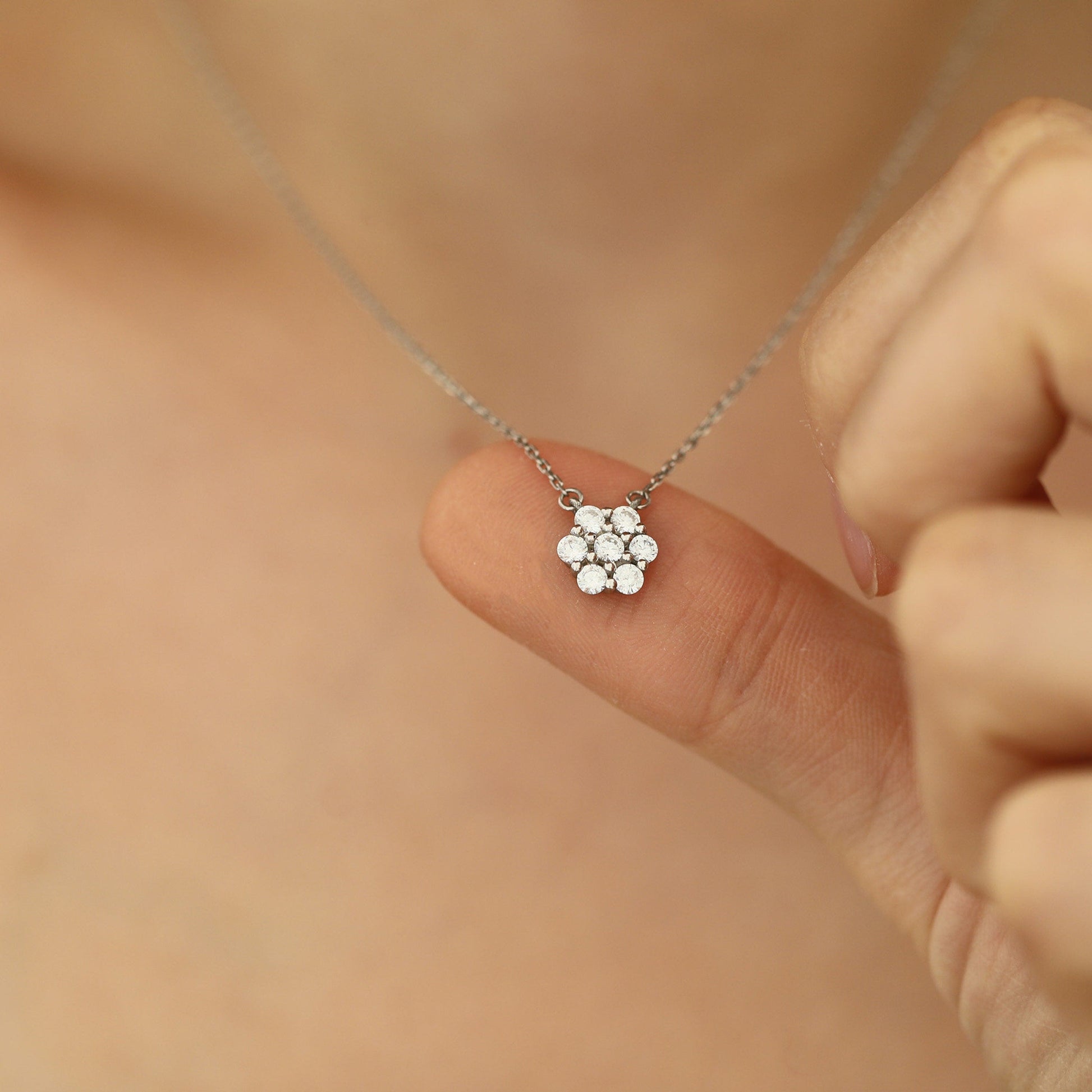 0.21 TCW Round Moissanite Flower Pendant Necklace - farrellouise