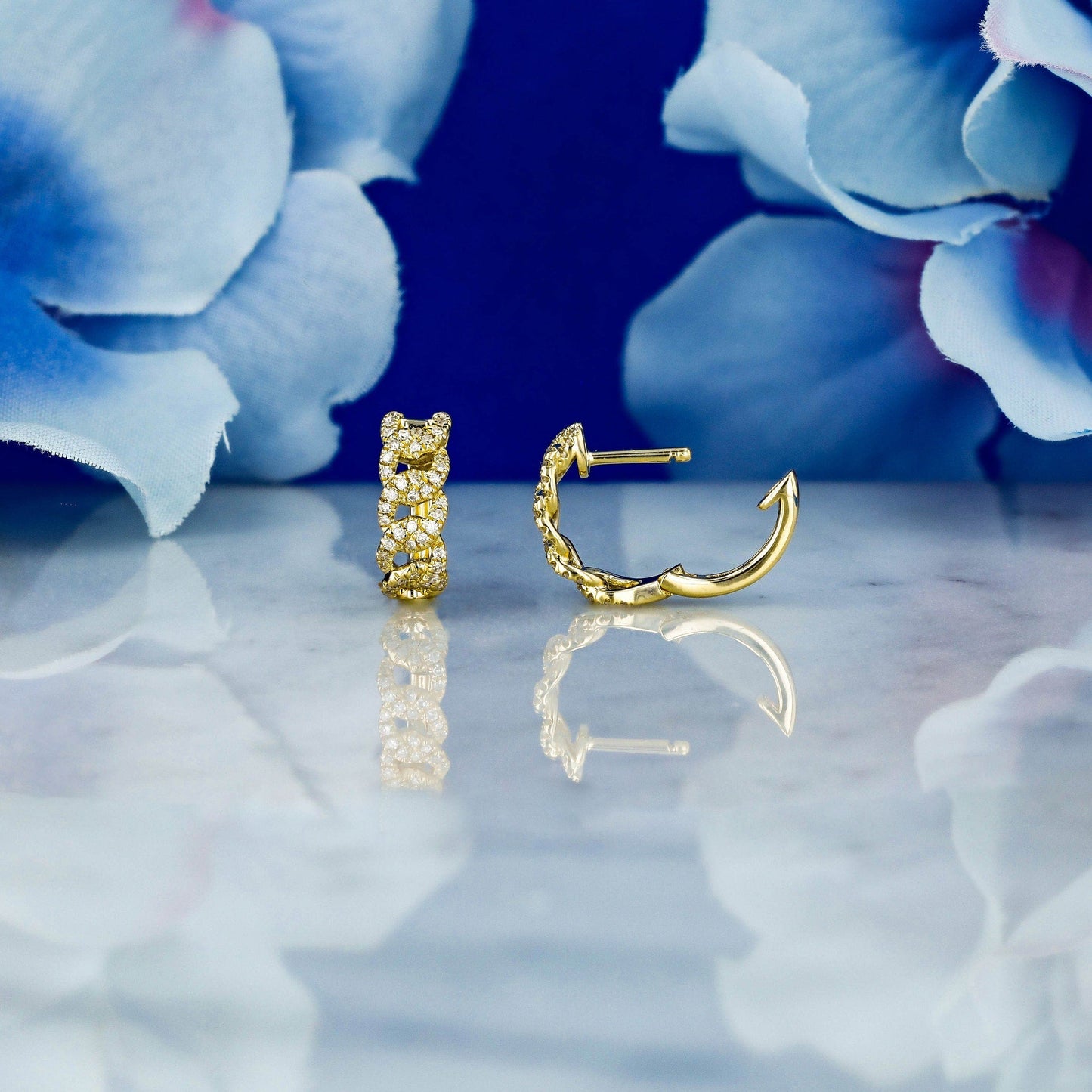 0.24 TCW Round Moissanite Diamond Link Hoop Earrings - farrellouise