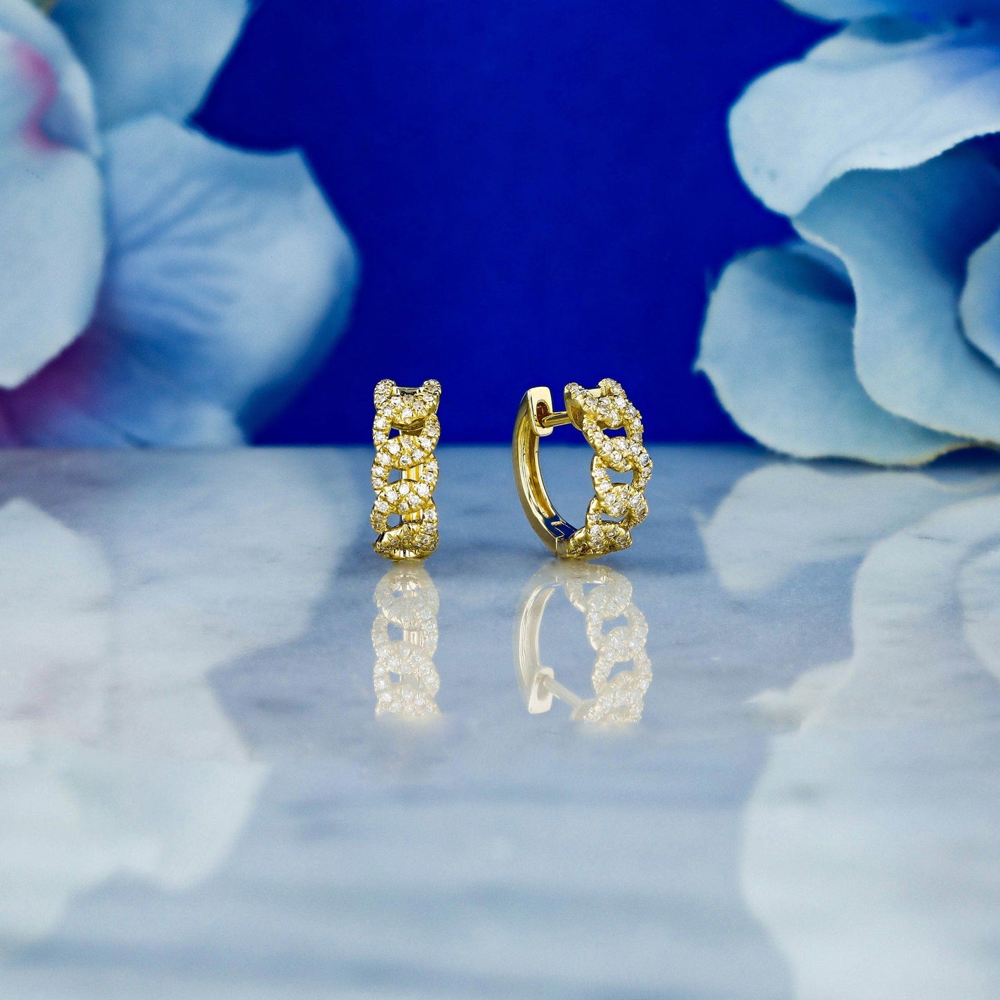 0.24 TCW Round Moissanite Diamond Link Hoop Earrings - farrellouise