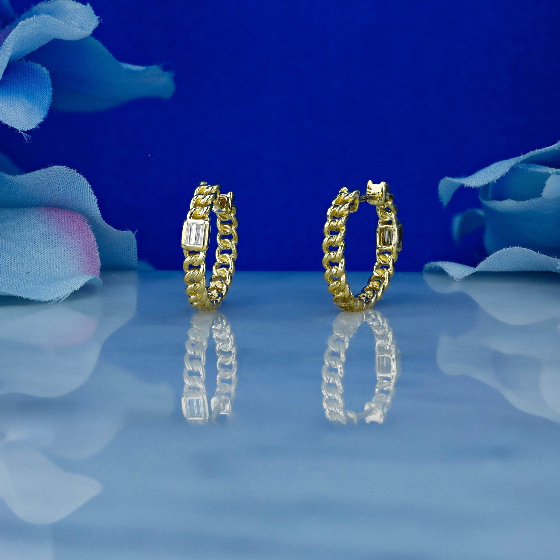 0.80 TCW Baguette Moissanite Diamond Huggie Hoop Earrings - farrellouise