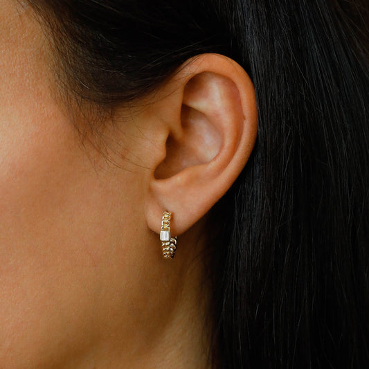0.80 TCW Baguette Moissanite Diamond Huggie Hoop Earrings - farrellouise