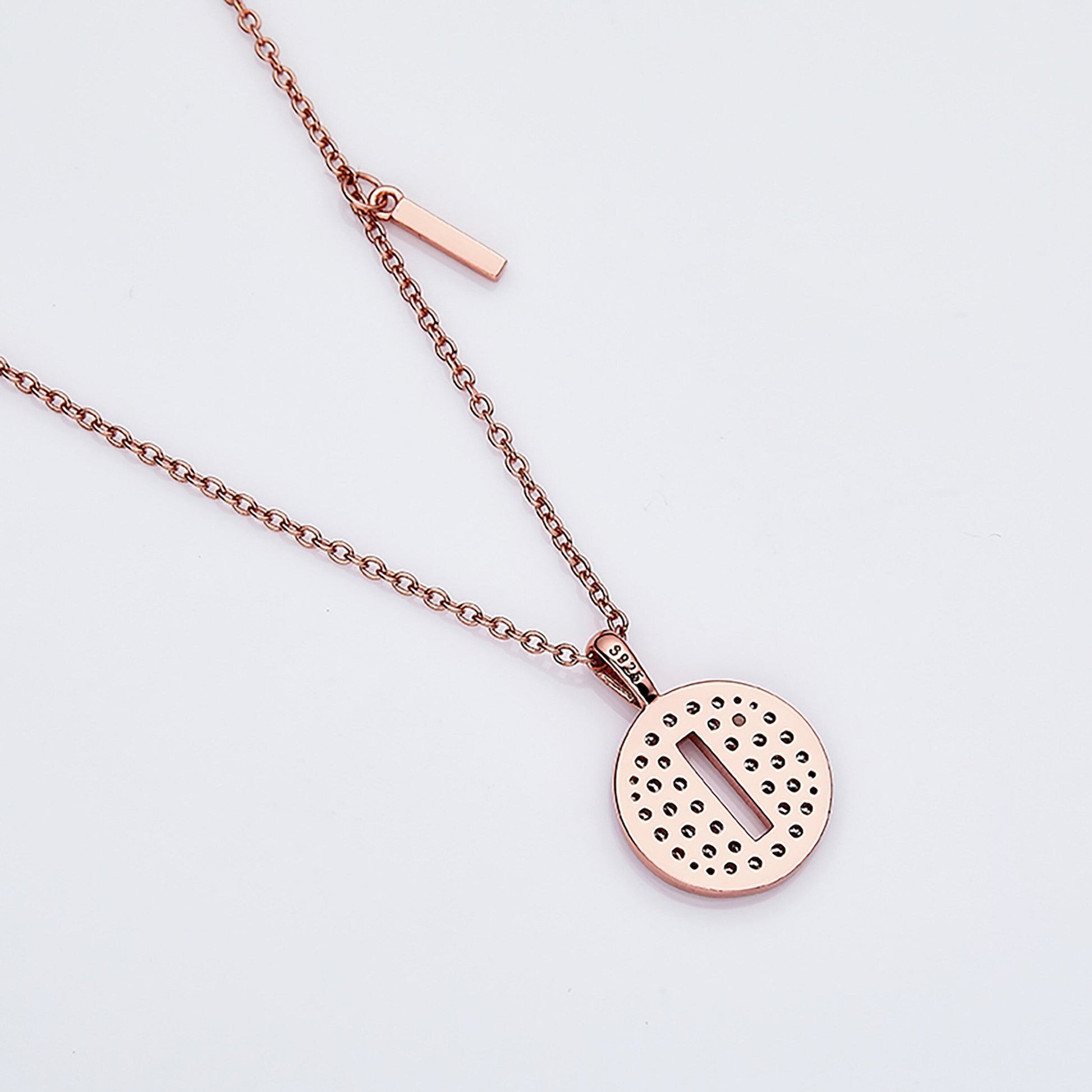 Customized "I" Letter Moissanite Diamond Necklace - farrellouise