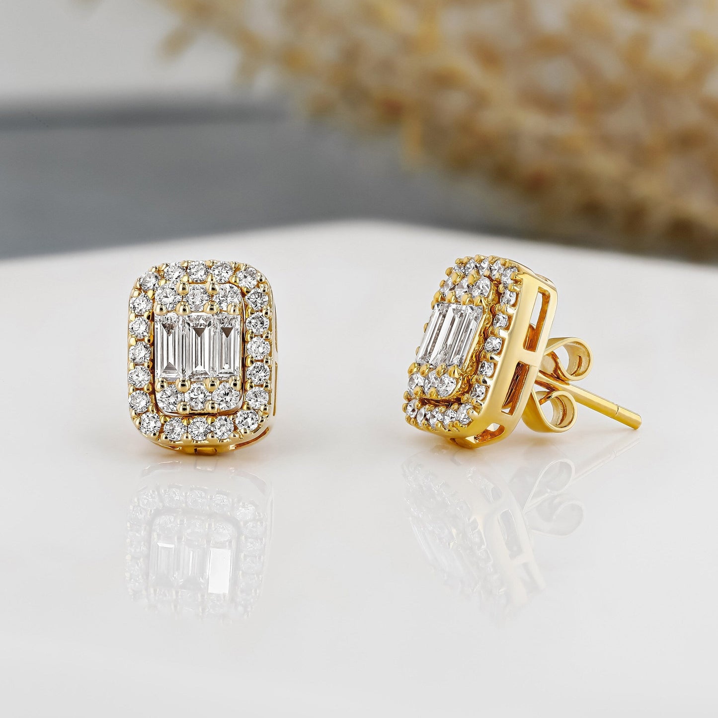 0.93 TCW Round & Baguette Moissanite Diamond Stud Earrings - farrellouise