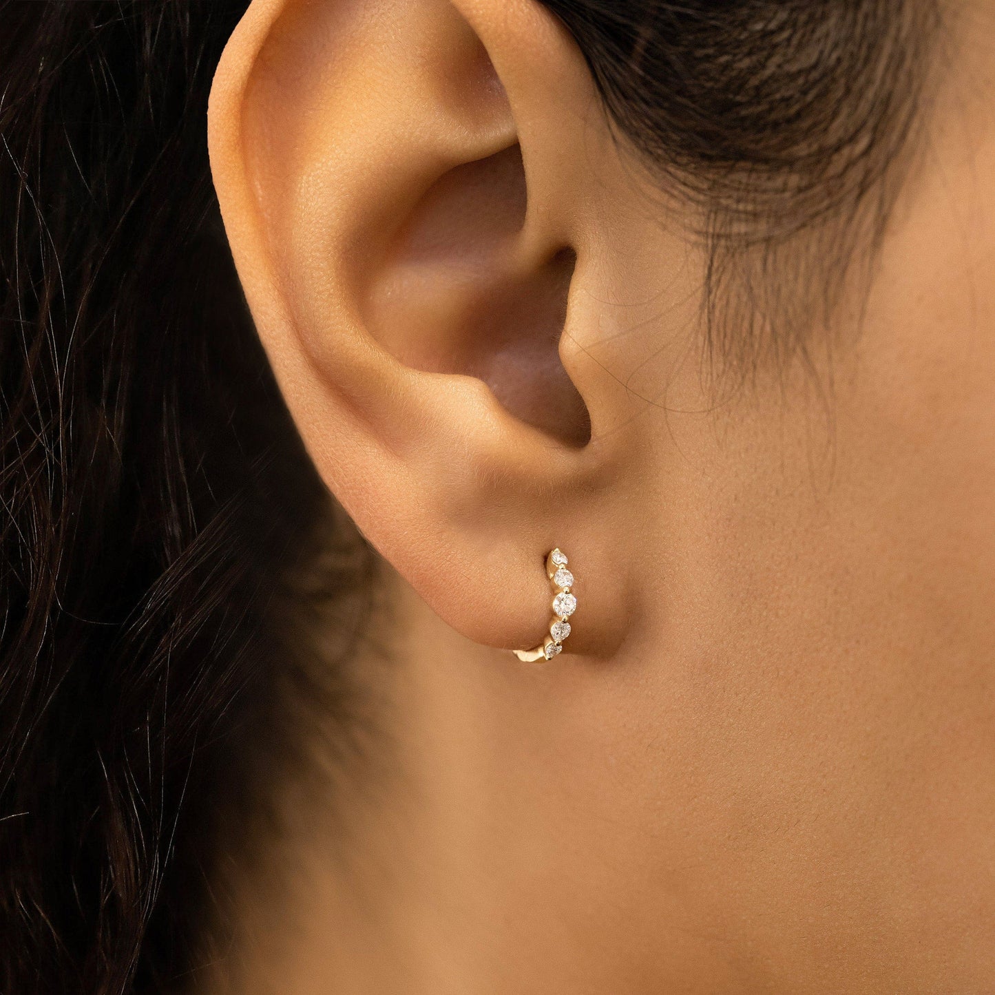 0.25 TCW-0.34 TCW Round Moissanite Diamond Hoop Earrings - farrellouise