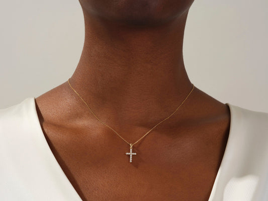 0.22 TCW Round Moissanite Diamond Cross Pendent Necklace - farrellouise