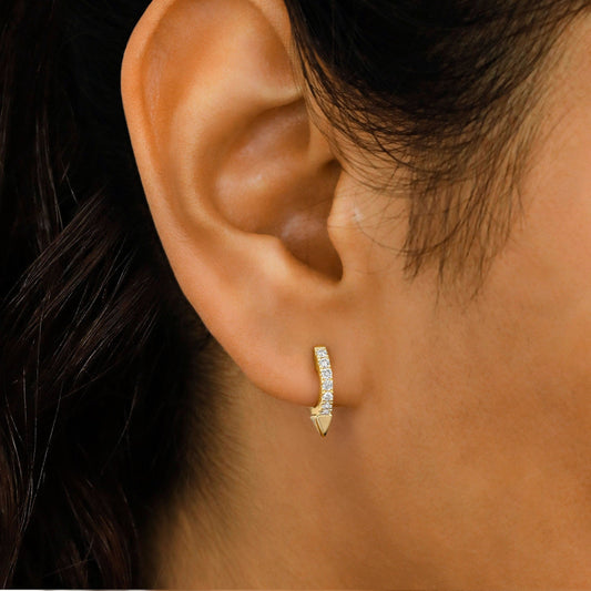 0.26 TCW Round Moissanite Diamond Huggie Hoop Earrings - farrellouise