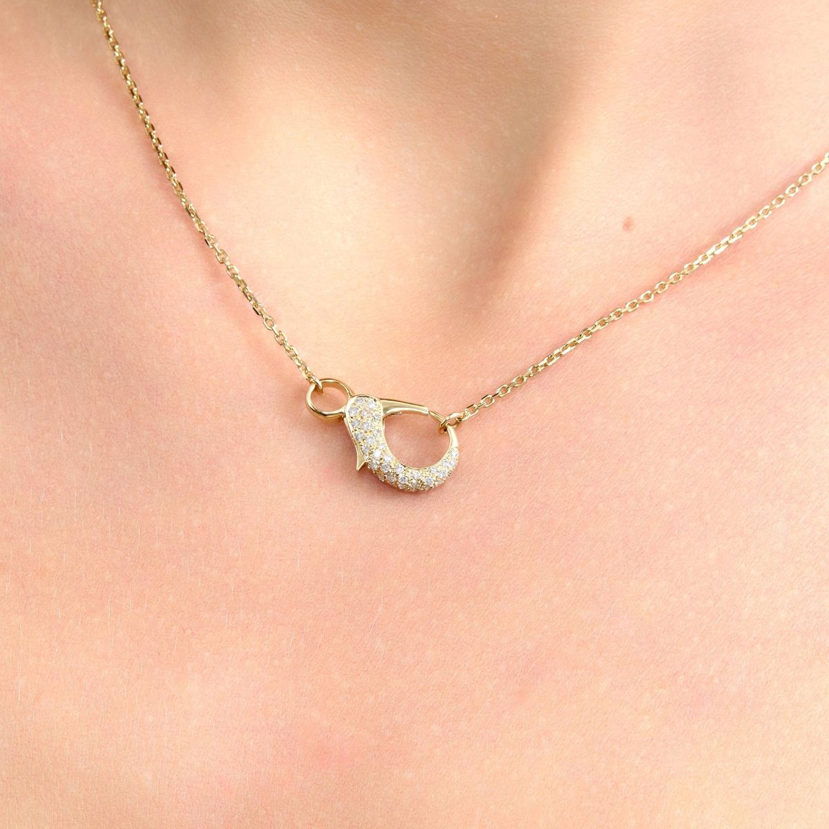indra_pave_lobster_clasp_lab_grown_diamond_necklace_2