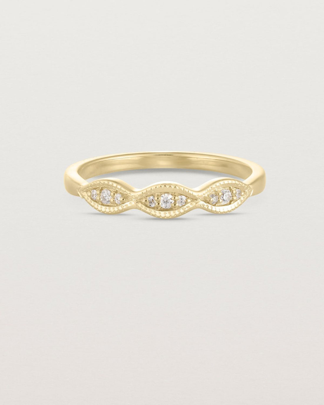 judi_round_lab_diamond_vintage_style_wedding_band_1