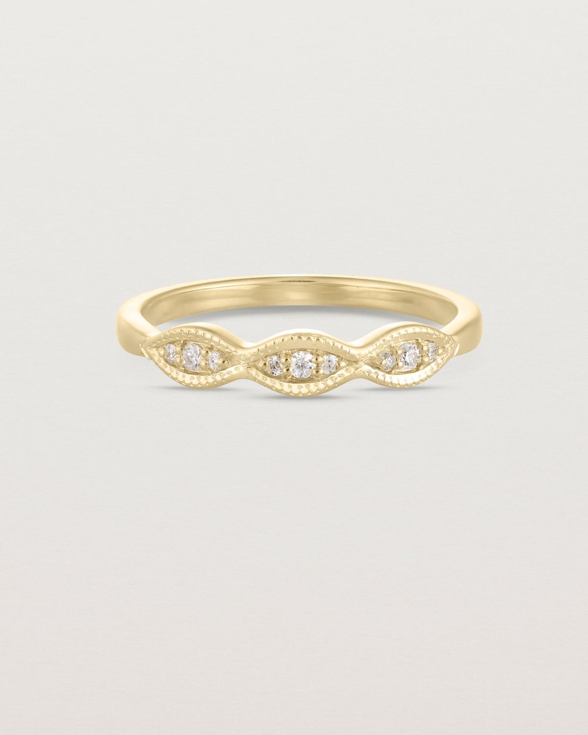 judi_round_lab_diamond_vintage_style_wedding_band_1