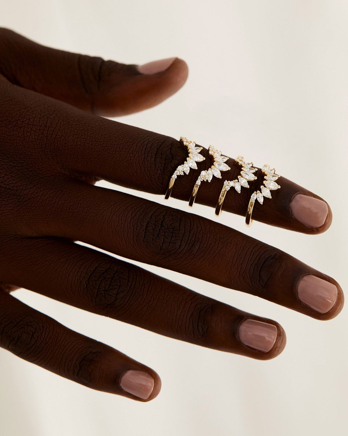 kelly_marquise_lab_diamond_mini_crown_wedding_band_3
