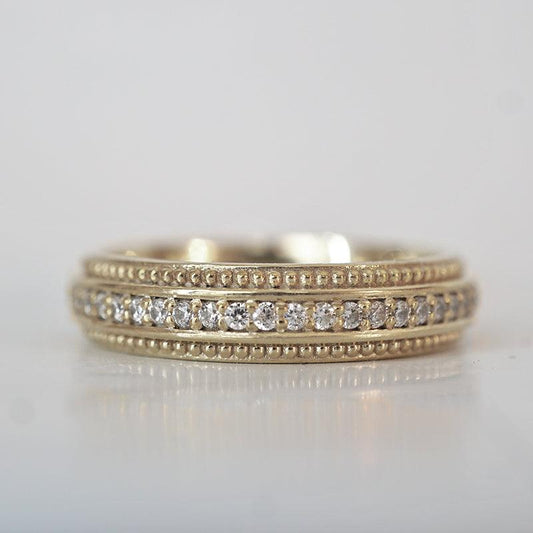 Round Stones Milgrain Men's Wedding Band - farrellouise