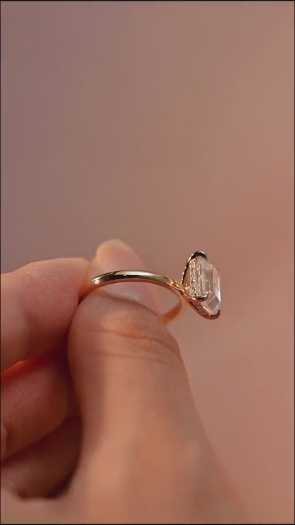 3.0 CT Emerald Moissanite Hidden Halo Engagement Ring