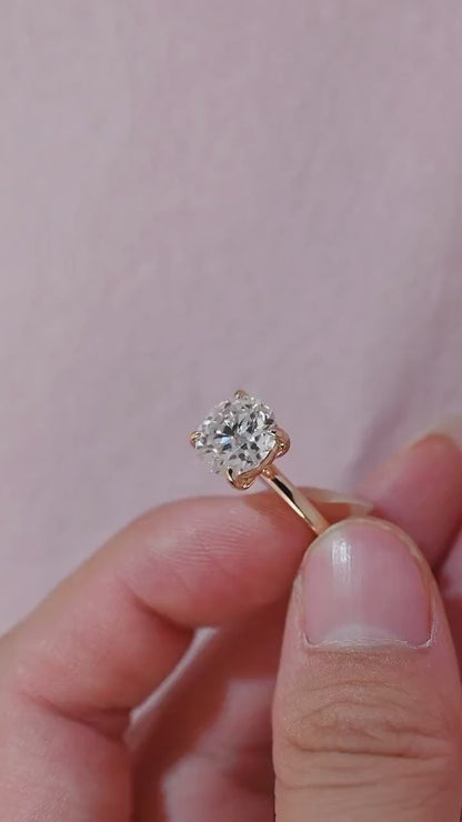 3.0 CT Round Moissanite Solitaire Engagement Ring