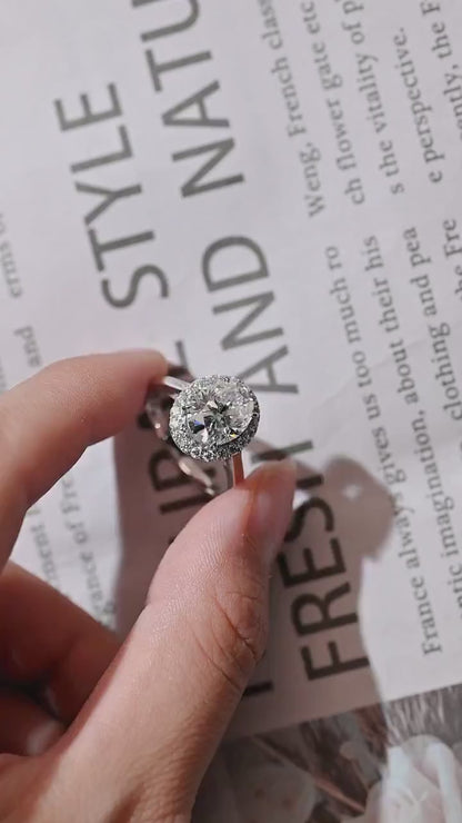 3.0 CT Oval Moissanite Halo Engagement Ring