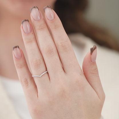 0.18 TCW Round Moissanite Curved Wedding Band