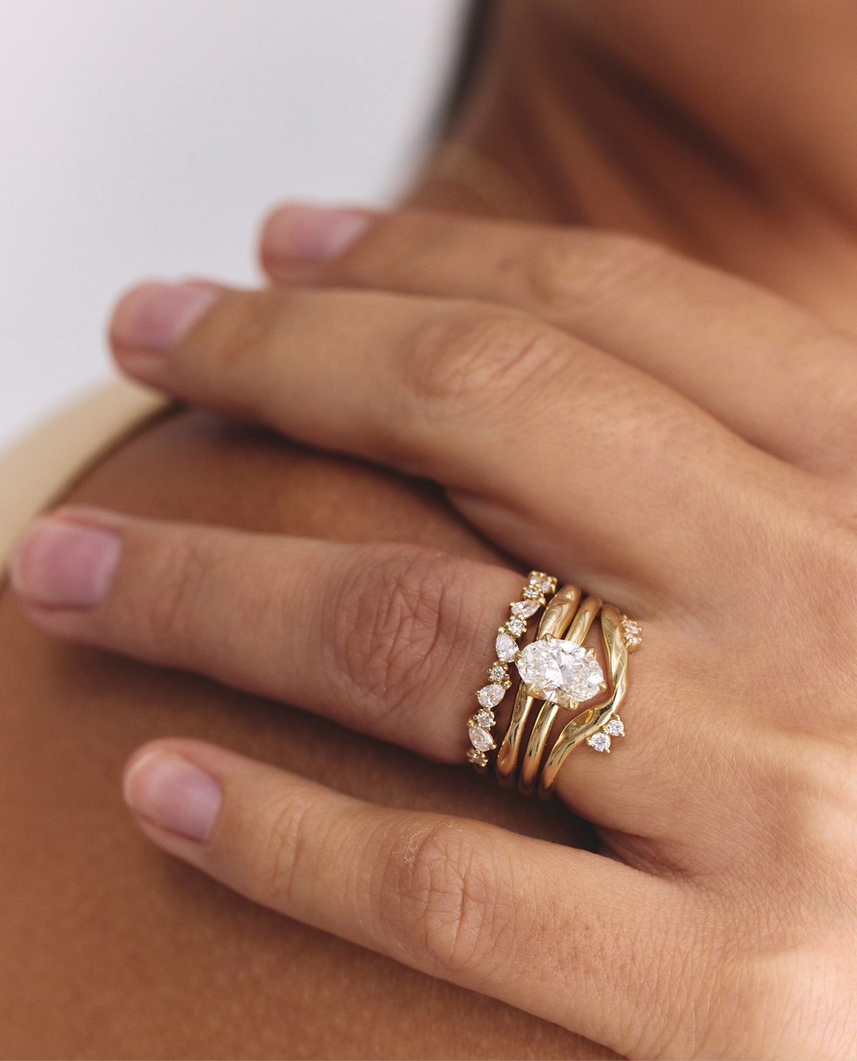 zora_oval_cut_lab_diamond_solitaire_engagement_ring_with_petal_prongs_2
