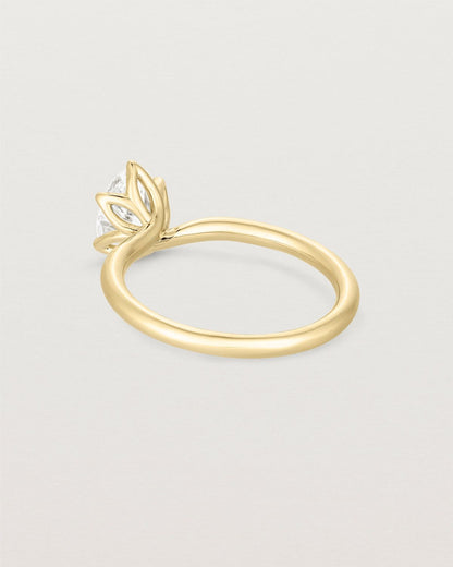 zora_oval_cut_lab_diamond_solitaire_engagement_ring_with_petal_prongs_4