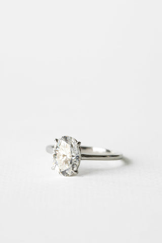 2.10 CT Oval Moissanite Solitaire Engagement Ring