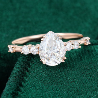 1.0 CT Pear Shaped Moissanite Pave Setting Engagement Ring