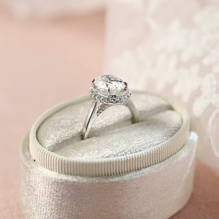 3.0 CT Oval Moissanite Halo Engagement Ring